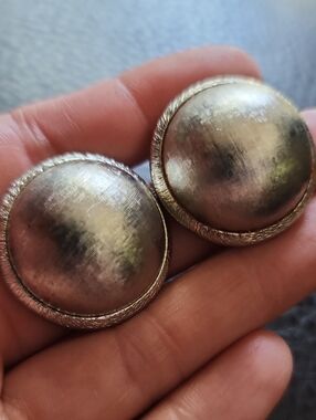 VTG Round Silver-Tone Dome Clip Earrings